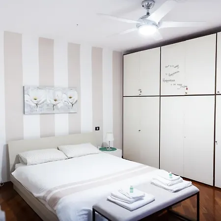 Sweet House Corso Genova Apartment Milan Exterior photo